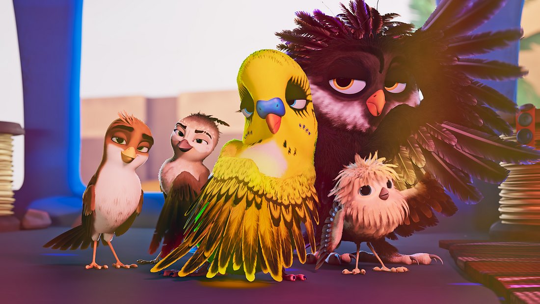 Richard the Stork 2 - Still - A group of animated birds including two sparrows, an owl and a parrot posing for a picture.